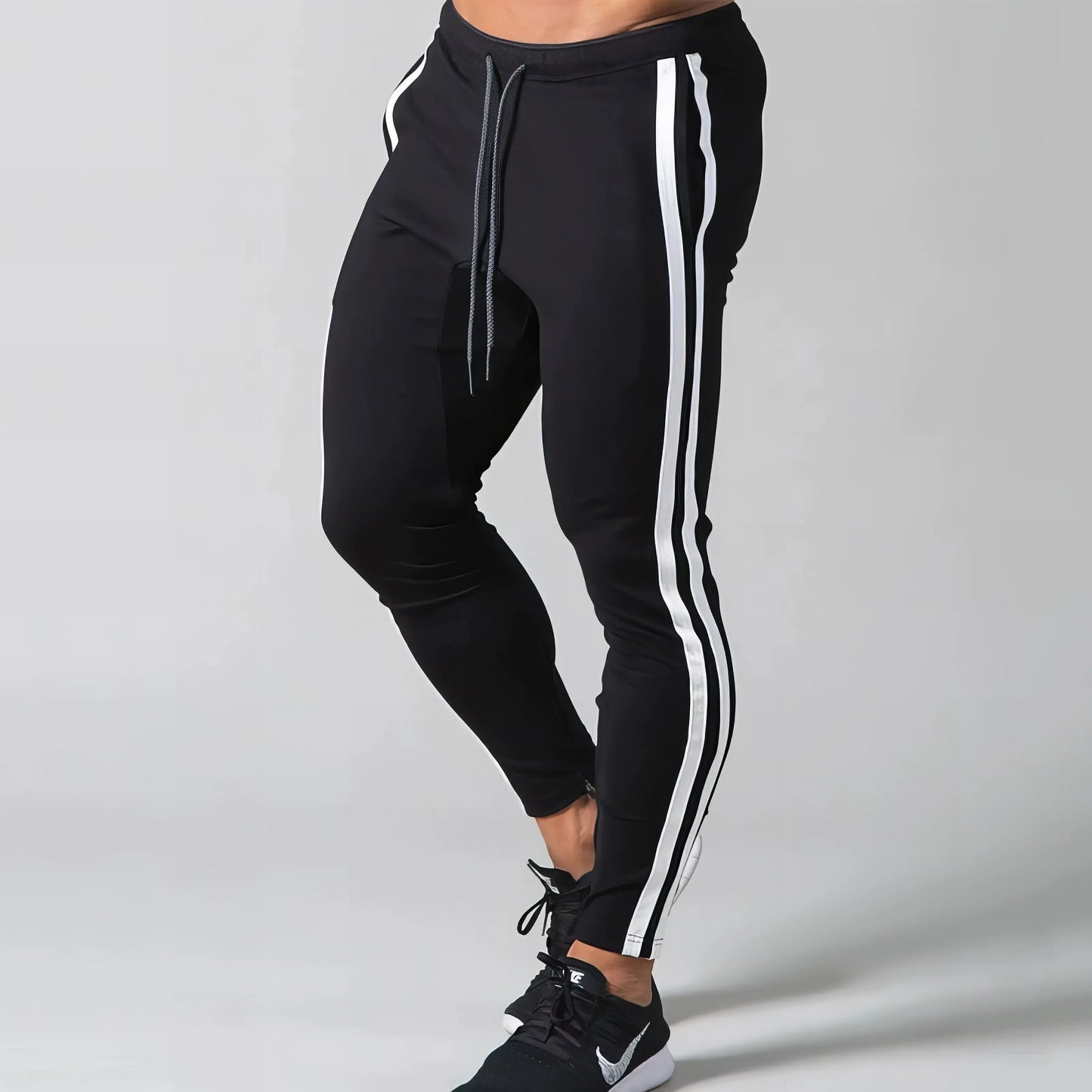 Sculpt Stripe Training Jogger