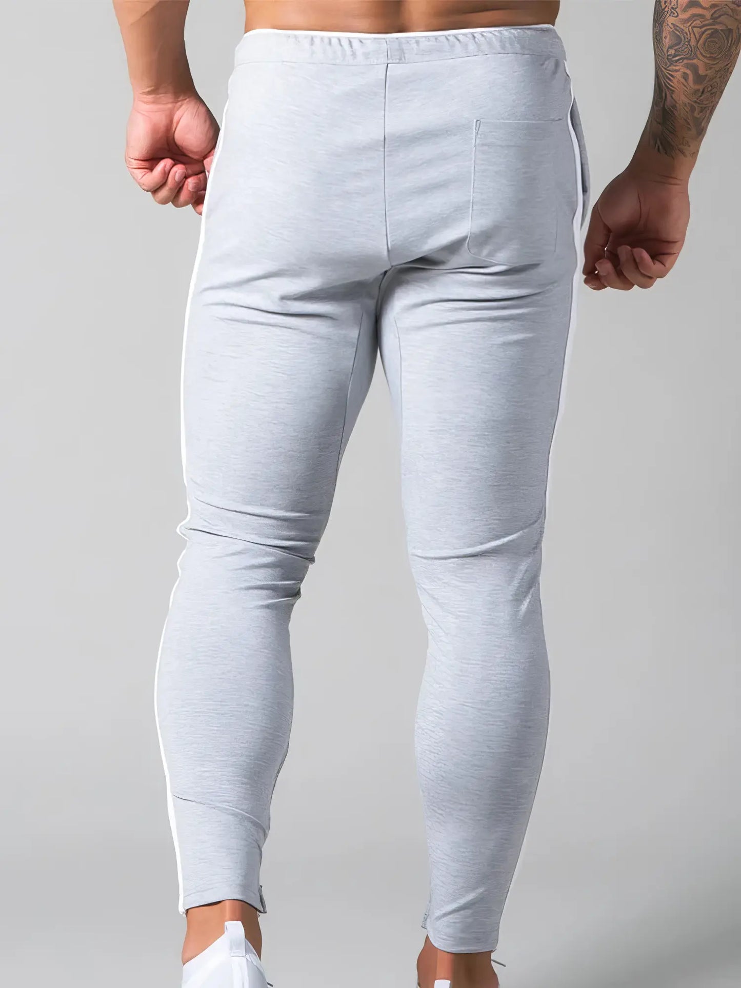 Sculpt Stripe Training Jogger