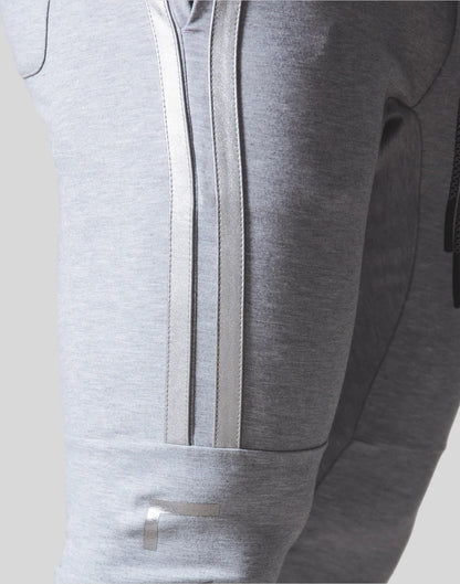 SYNTRA™ Lyft Half Cut Jogger